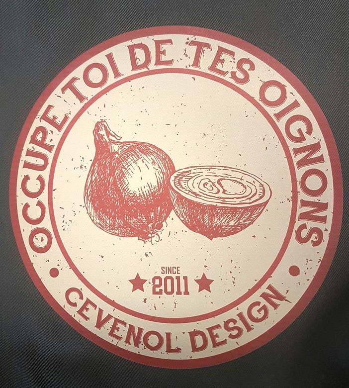 Tablier Occupe toi de tes Oignons Marron CVNSTORE